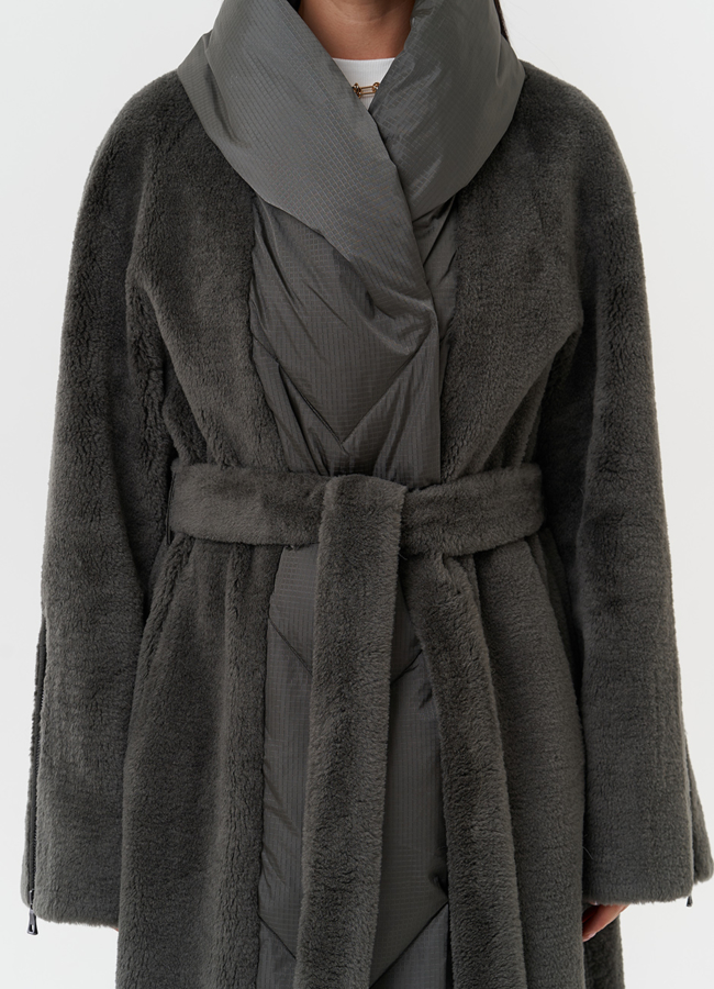 Комбинированное пальто на утеплении модель № 28539 в рассрочку