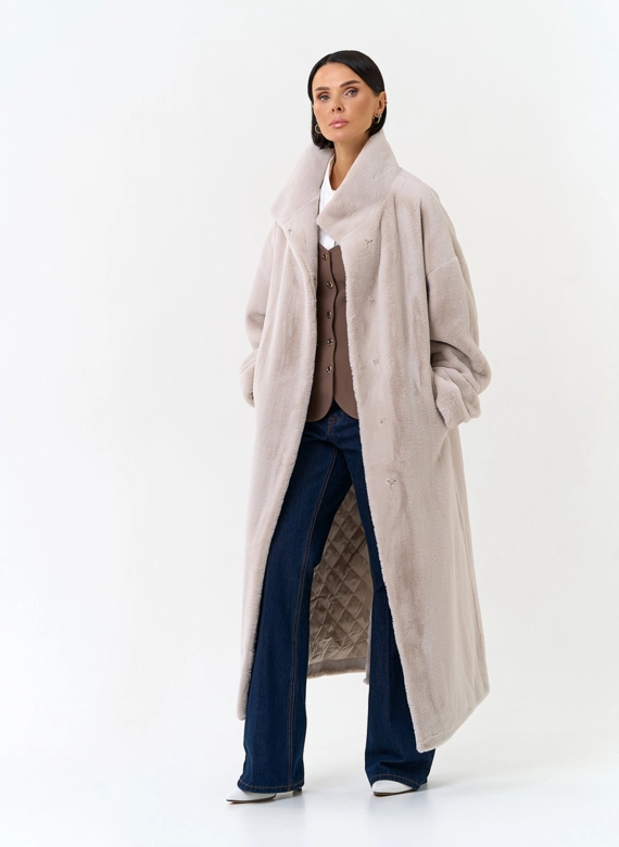 Женская шуба из эко меха фото