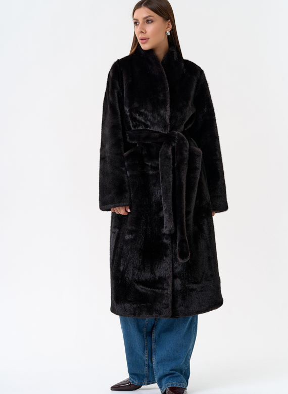 Женское пальто из эко меха с воротником шаль