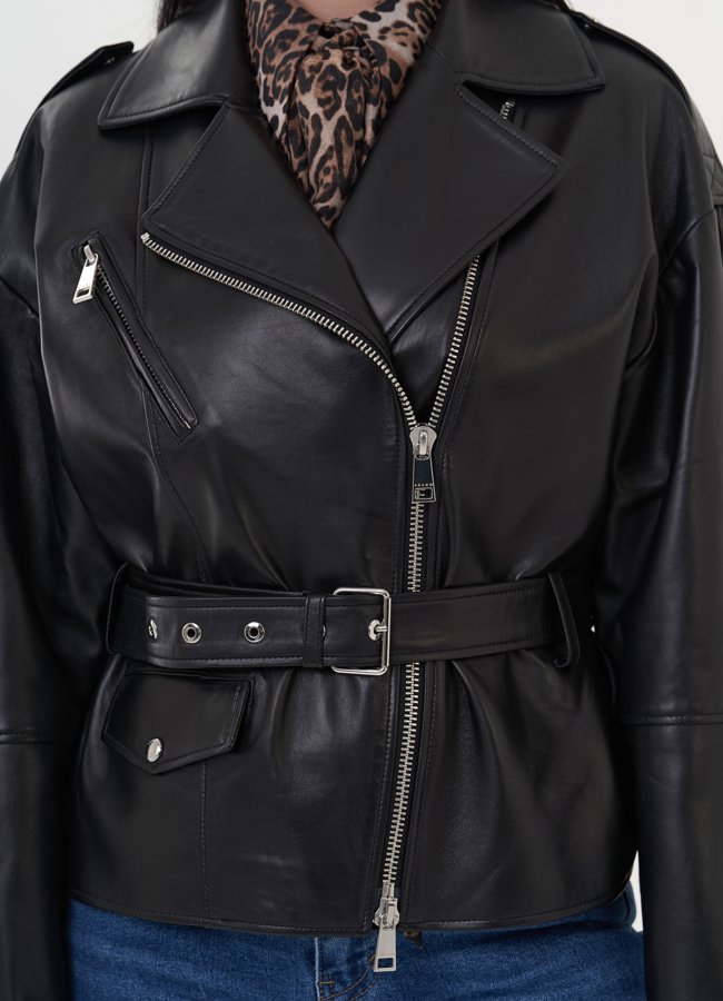 Кожаная куртка черного цвета модель № 500140 универмаг малина