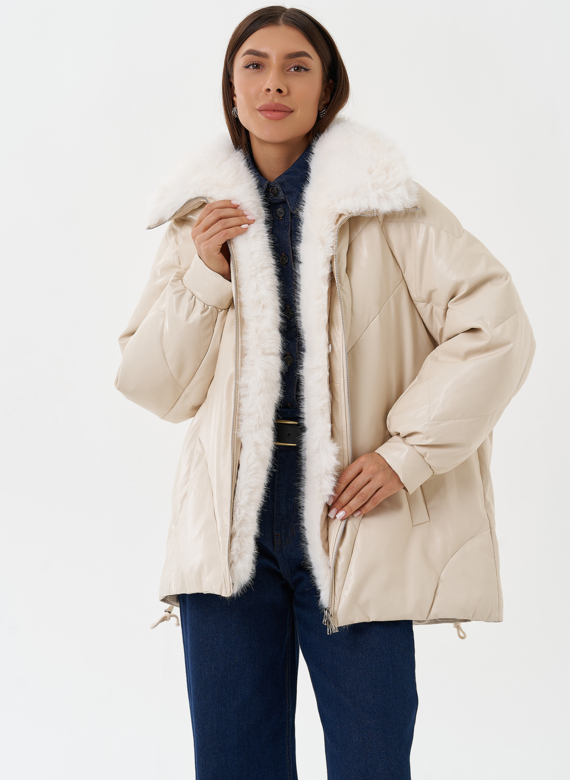 Пуховик из эко кожи с воротником из эко меха