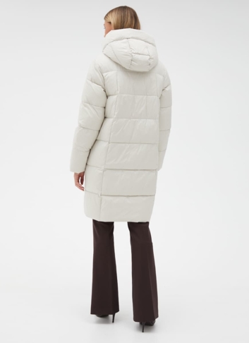 Пуховик женский с капюшоном 