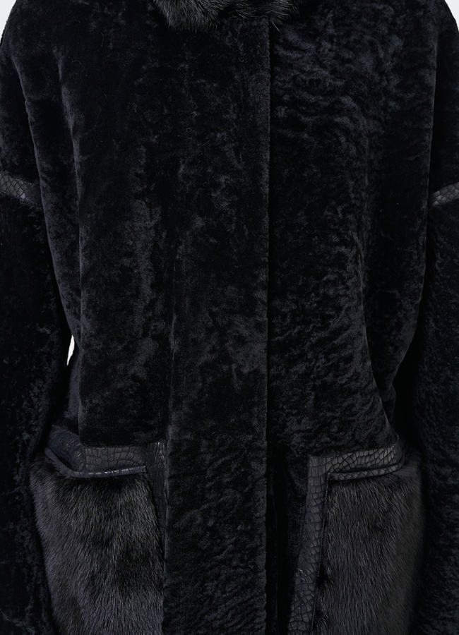 Женская двухсторонняя дубленка с воротником стойкой модель № 31480 универмаг малина