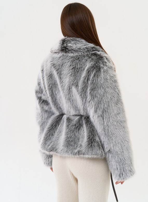 Женская короткая шуба из эко меха с воротником