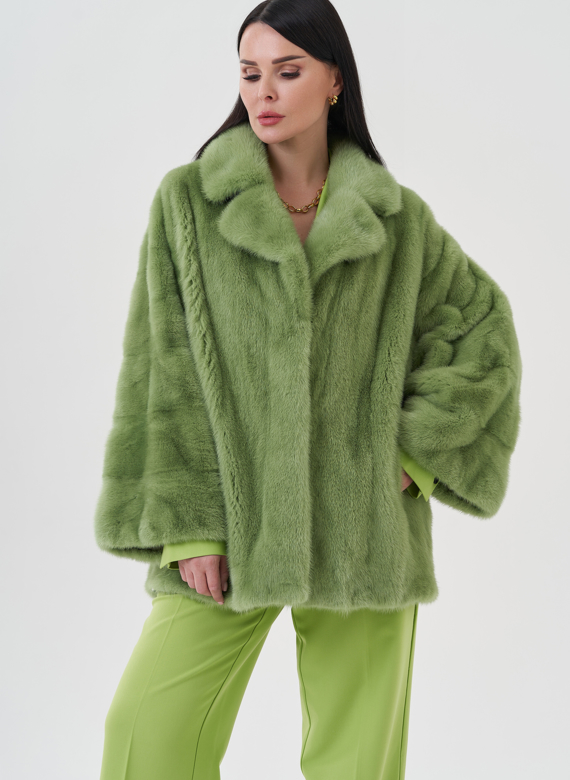 Шуба из норки с английским воротником 